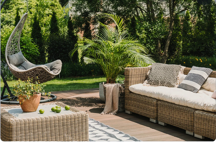 HOME & GARDEN